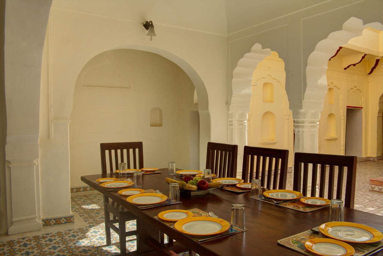 Amritara Surajgarh Fort Exteriör bild