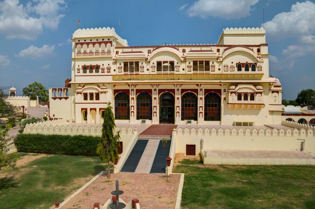 Amritara Surajgarh Fort Exteriör bild